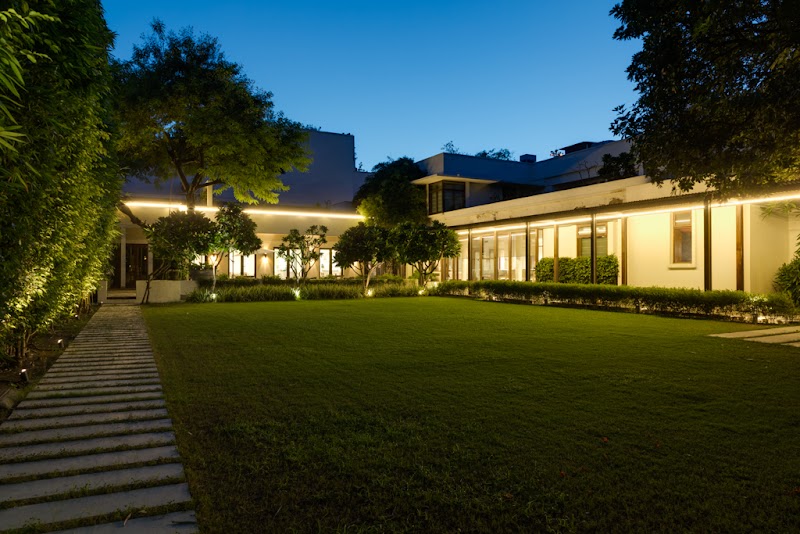 The Manor Hotel - The Manor Hotel 77, Mathura Rd, Friends Colony West, New Delhi, Delhi 110065, India