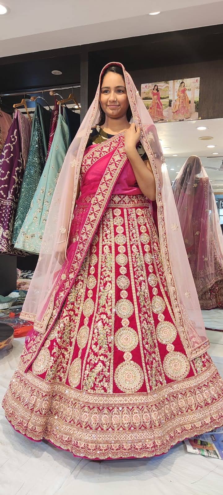 M.S.Fashion - M.S.Fashion Near Choda Rasta, WRCC+X5G, Lal Ji Sand Ka Rasta, Chaura Rasta, Tripolia Bazar, Modikhana, Jaipur, Jaipur Nagar Nigam Area, Rajasthan 302003, India