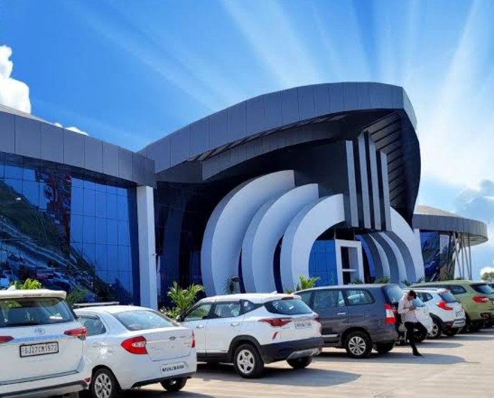 (SN HFM)SN Highway Food Mall - (SN HFM)SN Highway Food Mall, SN Highway Food Mall Rajkot - Ahmedabad National Highway, At. Tokrala, Ta, Dist, Limbdi, Tokrala, Gujarat 363421, India