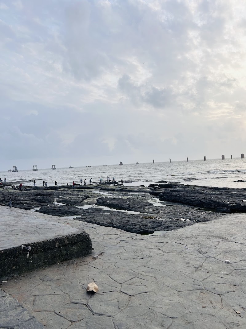 Mannat - Mannat, 2RWC+P3J, Mount Mary, Bandra West, Mumbai, Maharashtra 400050, India