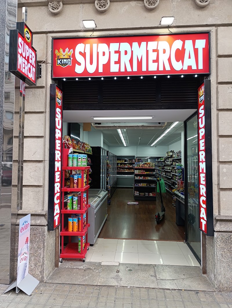 King Supermercat 24 - King Supermercat 24, Carrer d'Aragó, 277, Eixample, 08007 Barcelona, Spain