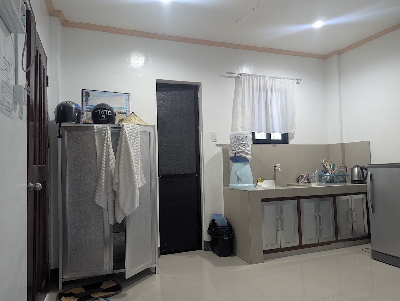 DRB Siargao Room Apartments Homestay - DRB Siargao Room Apartments Homestay Q5J2+84Q, General Luna, 8419 Surigao del Norte, Philippines