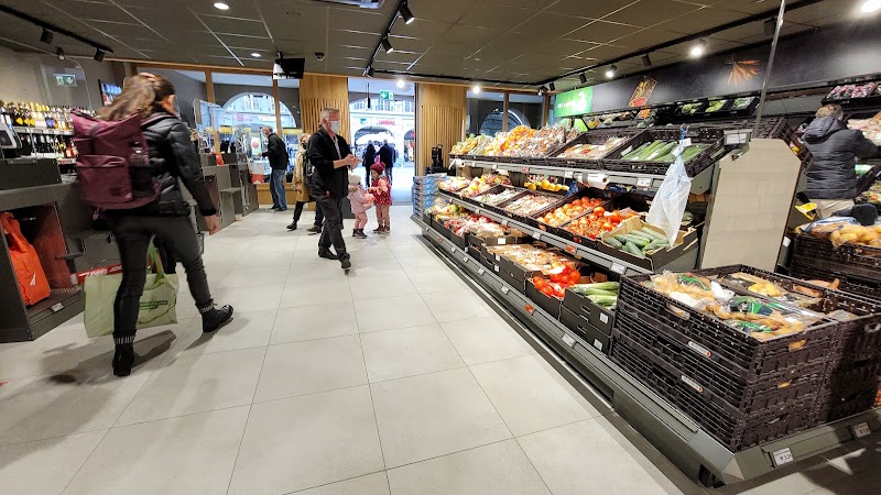 ALDI SUISSE - ALDI SUISSE, Spitalgasse 34, 3011 Bern, Switzerland