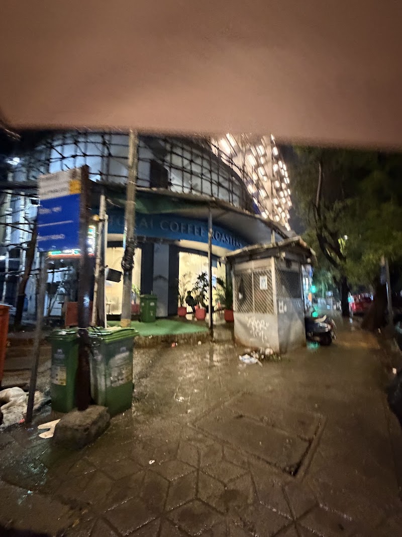 Blue Tokai Coffee Roasters | Vileparle East - Blue Tokai Coffee Roasters | Vileparle East Shop No.11, Ground Floor, Minal, Madhav Kunj, 473 &12-457, Shraddhanand Rd, Navpada, Vile Parle East, Vile Parle, Mumbai, Maharashtra 400057, India