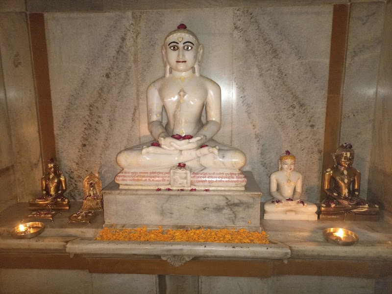 SHREE MAHAVEER SWAMI JAIN Digambar MANDIR - SHREE MAHAVEER SWAMI JAIN Digambar MANDIR, P2MR+Q5G, Raj Nagar, Ekolasi, Hindaun, Rajasthan 322230, India