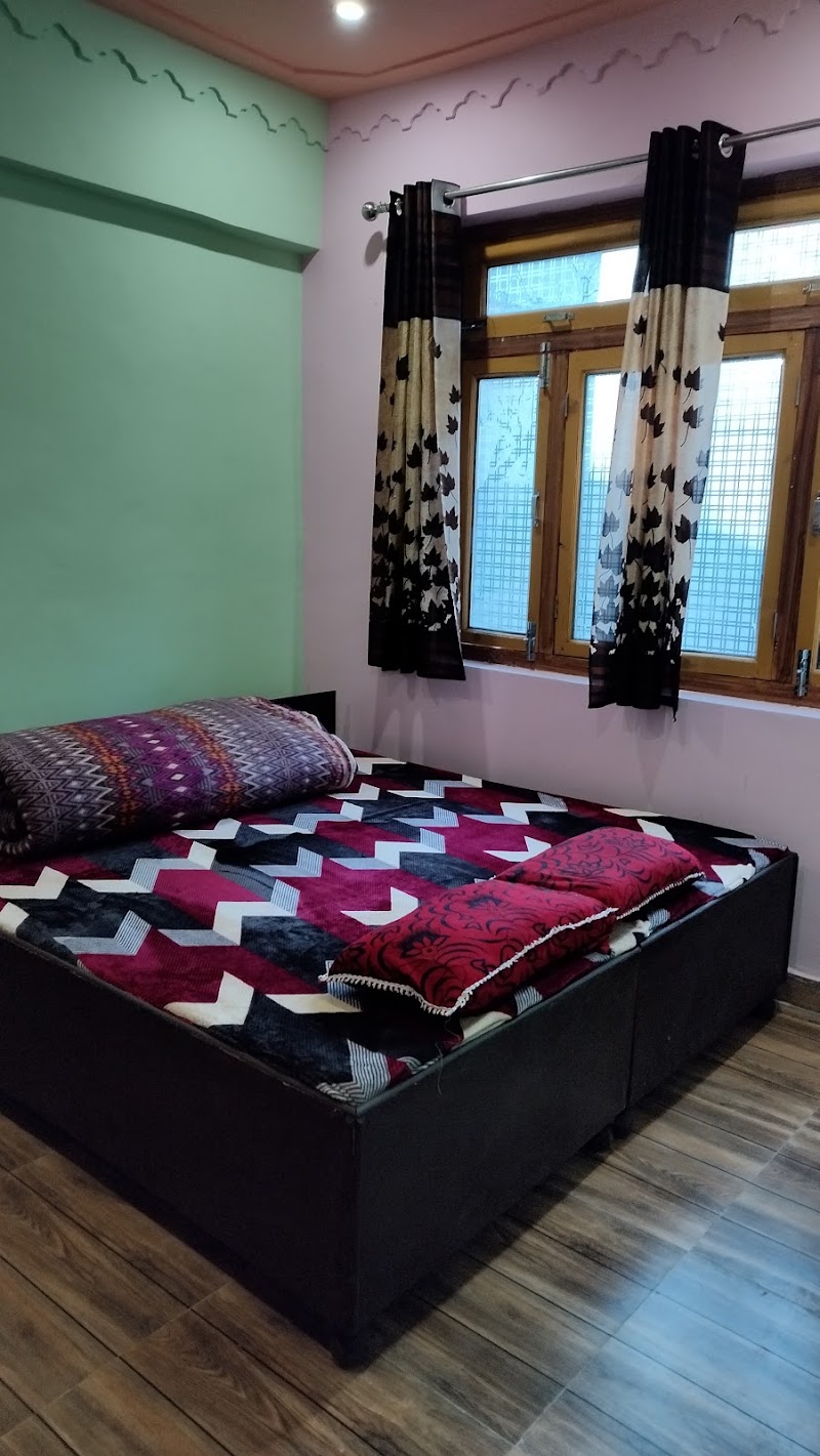 Bhavishya Darshan Home stay - Bhavishya Darshan Home stay Bhavishya Badri, road, village - Subhai, Joshimath, Uttarakhand 246443, India