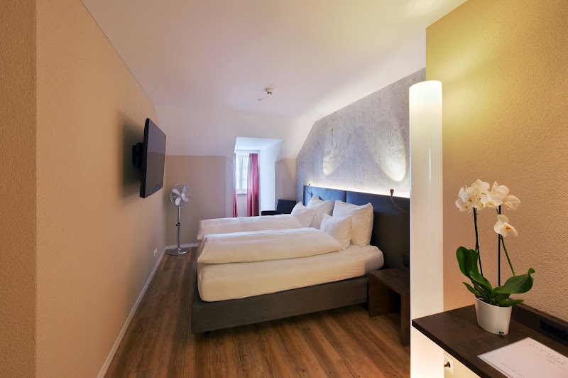 Altstadt Hotel Krone Luzern - Altstadt Hotel Krone Luzern Weinmarkt 12, 6004 Luzern, Switzerland