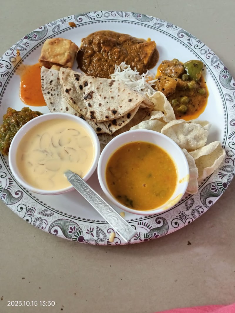 Foodies - The Multi Cuisine Restaurant - Foodies - The Multi Cuisine Restaurant Hotel Valley View, Plot No.10, Airport Rd, nr. Maa Gayatri Hospital, Pratap Nagar, Transport Nagar, Udaipur, Dholi Magari, Rajasthan 313001, India