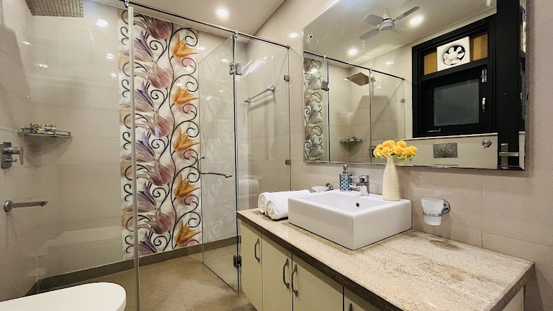 Olive Service Apartments Greater Kailash 1 - Olive Service Apartments Greater Kailash 1, W-57, S Swaran Singh Bhandari Marg, Greater Kailash-1, W Block, Greater Kailash I, Greater Kailash, New Delhi, Delhi 110048, India
