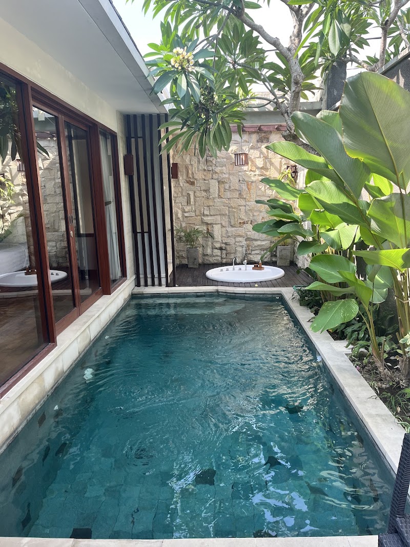 Sanata Villa, Canggu - Sanata Villa, Canggu 84VQ+R7F, Tibubeneng, Kuta Utara, Badung Regency, Bali 80361, Indonesia
