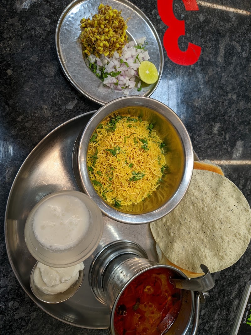 Hotel Tulsi Pure Veg - Hotel Tulsi Pure Veg beside shri manas hospital, Ananand Lons, Bhukum, Pune, Maharashtra 412115, India