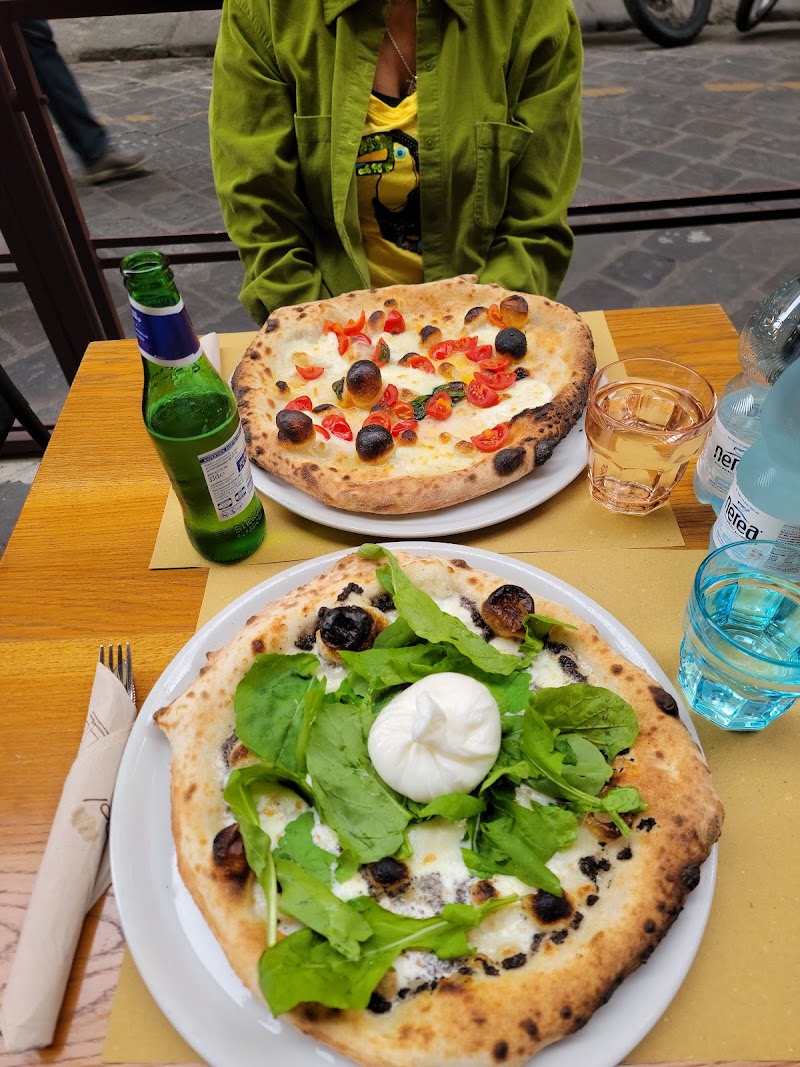 Gustapizza - Gustapizza, V. Maggio, 46r, 50125 Firenze FI, Italy