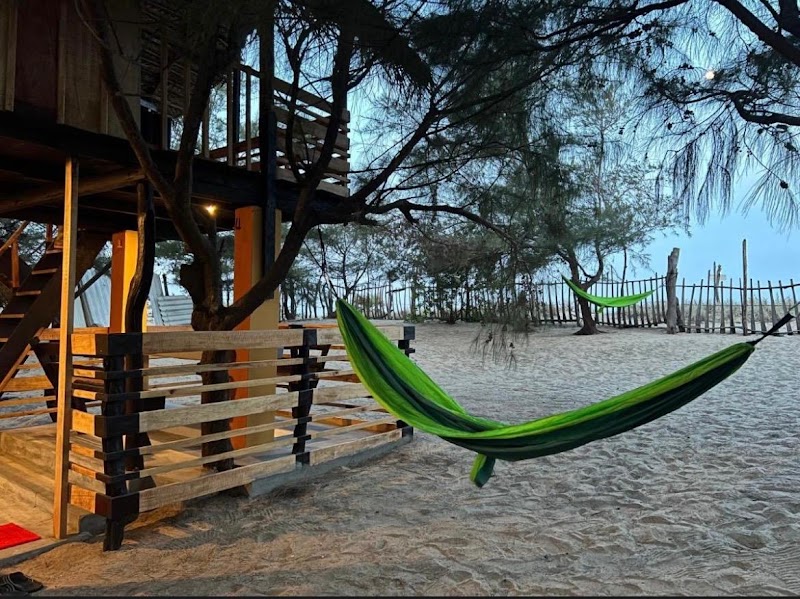 Sand Dune Beach Hotel - Sand Dune Beach Hotel Al azban, school Rd, Arugam Bay 32500, Sri Lanka