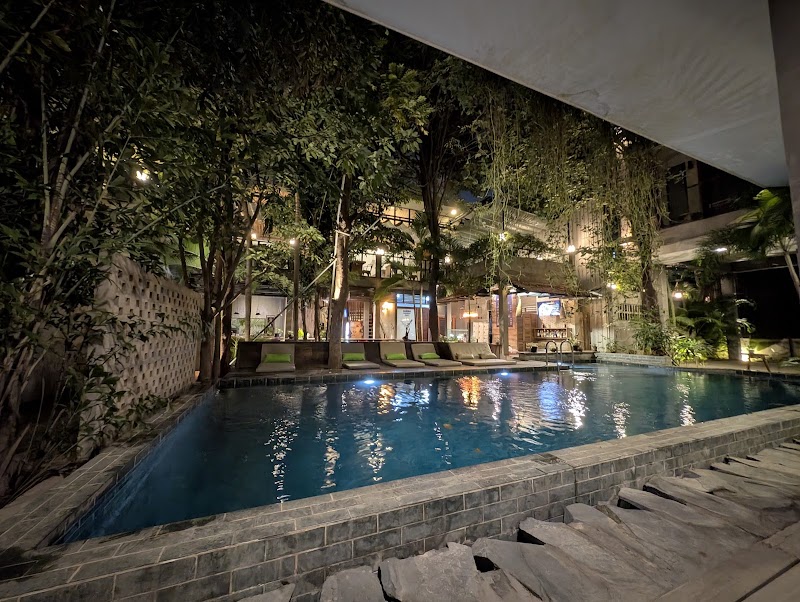 Sarina Boutique Hotel, Phnom Penh - Sarina Boutique Hotel, Phnom Penh, HVCF+WP5, 327 St 1013, Phnom Penh 12101, Cambodia