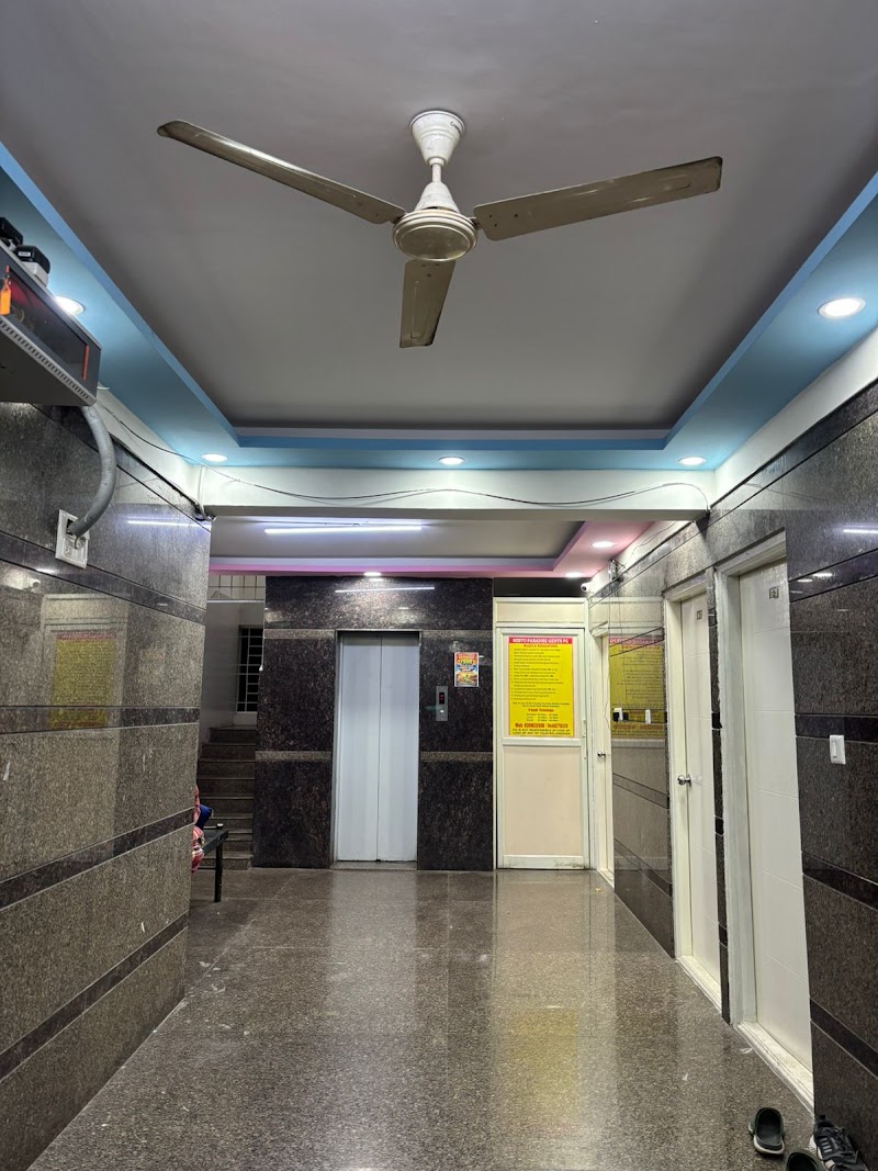 Ashraya luxury hostel for gents - Ashraya luxury hostel for gents 76, 27th Main Rd, near IQRA School, Old Madiwala, Jay Bheema Nagar, 1st Stage, BTM 1st Stage, Bengaluru, Karnataka 560068, India