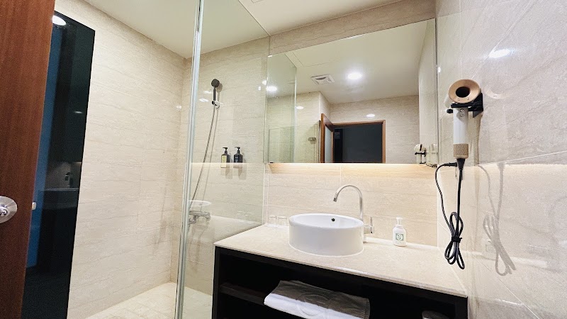 Hi-Yes Hotel 勤天大飯店-花蓮館 - Hi-Yes Hotel 勤天大飯店-花蓮館 No. 151號, Guolian 5th Rd, Guolian Village, Hualien City, Hualien County, Taiwan 970