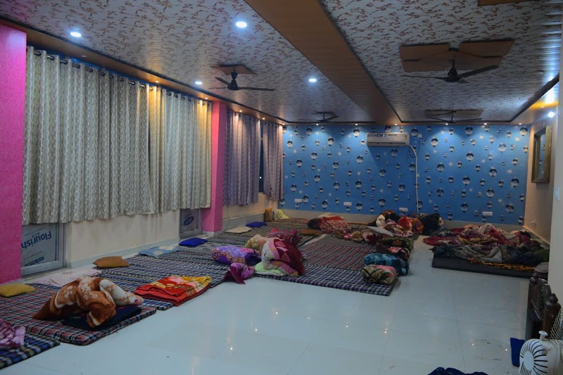 Ram Lalla Palace - Ram Lalla Palace, 4/1/16, near Hanuman Garhi, Dant Dhawan Kund, New Colony, Ayodhya, Uttar Pradesh 224123, India