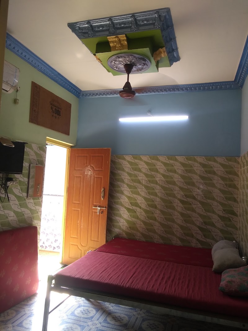 Sri Durga Guest House - Sri Durga Guest House No12, Subburama Iyer St, Saidapet, Vellore, Tamil Nadu 632012, India