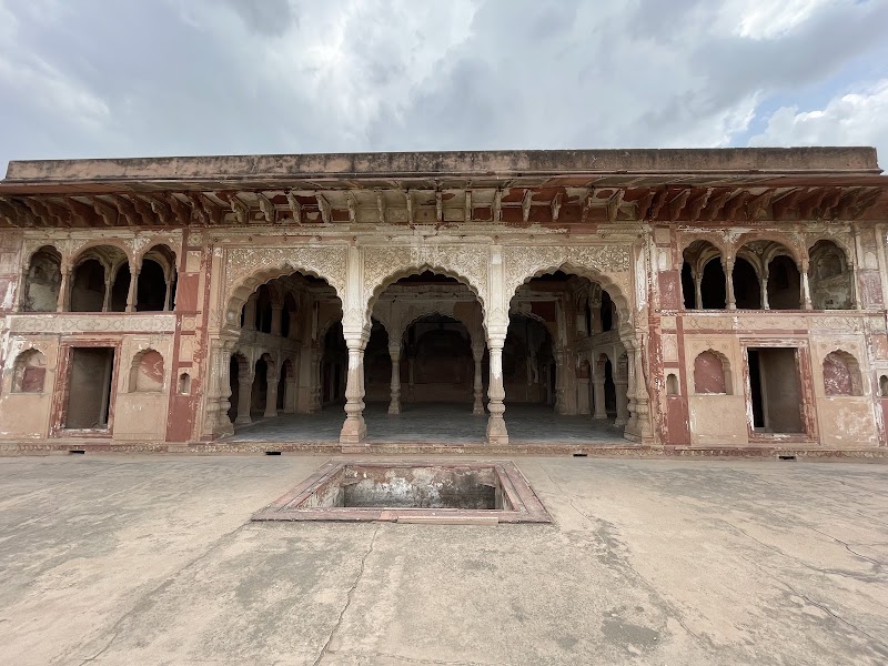 Sheesh Mahal