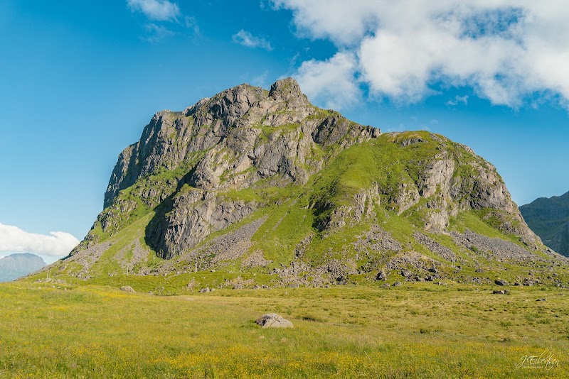 Borga Eggum - Borga Eggum, Eggumsveien 850, 8360 Bøstad, Norway