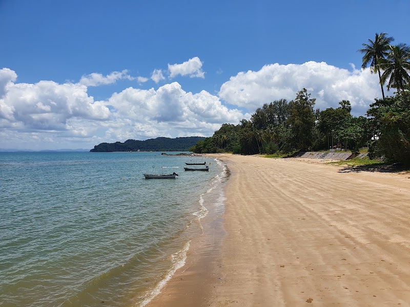 Chumphon (Lomprayah Pier) - Chumphon (Lomprayah Pier), Hat Sai Ri, Mueang Chumphon District, Chumphon 86120, Thailand