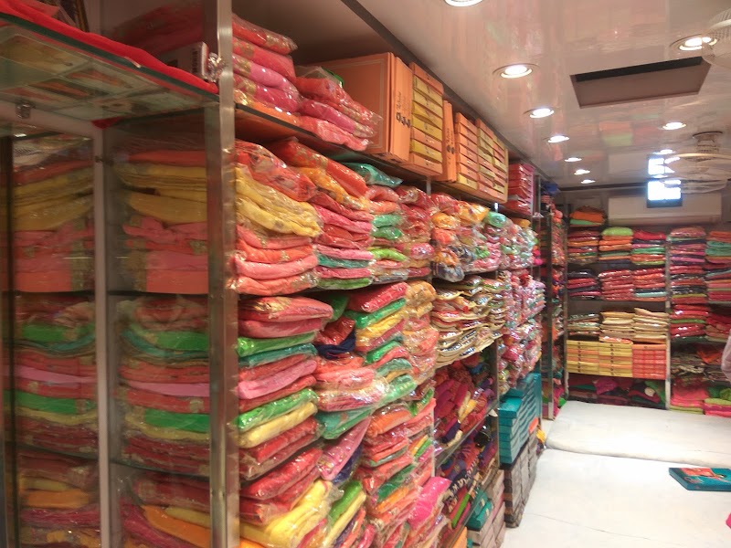 Rani Sarees jaipur - Rani Sarees jaipur 15, Agresen Market, Johari Bazar, Johri Bazar, Ramganj Bazar, Jaipur, Jaipur Nagar Nigam Area, Rajasthan 302002, India