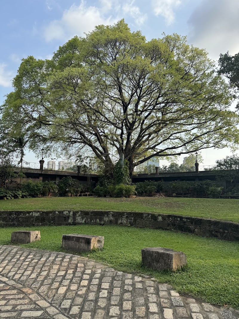 Puerta Real Gardens - Puerta Real Gardens, HXPG+8WH, Intramuros, Manila, 1002 Metro Manila, Philippines