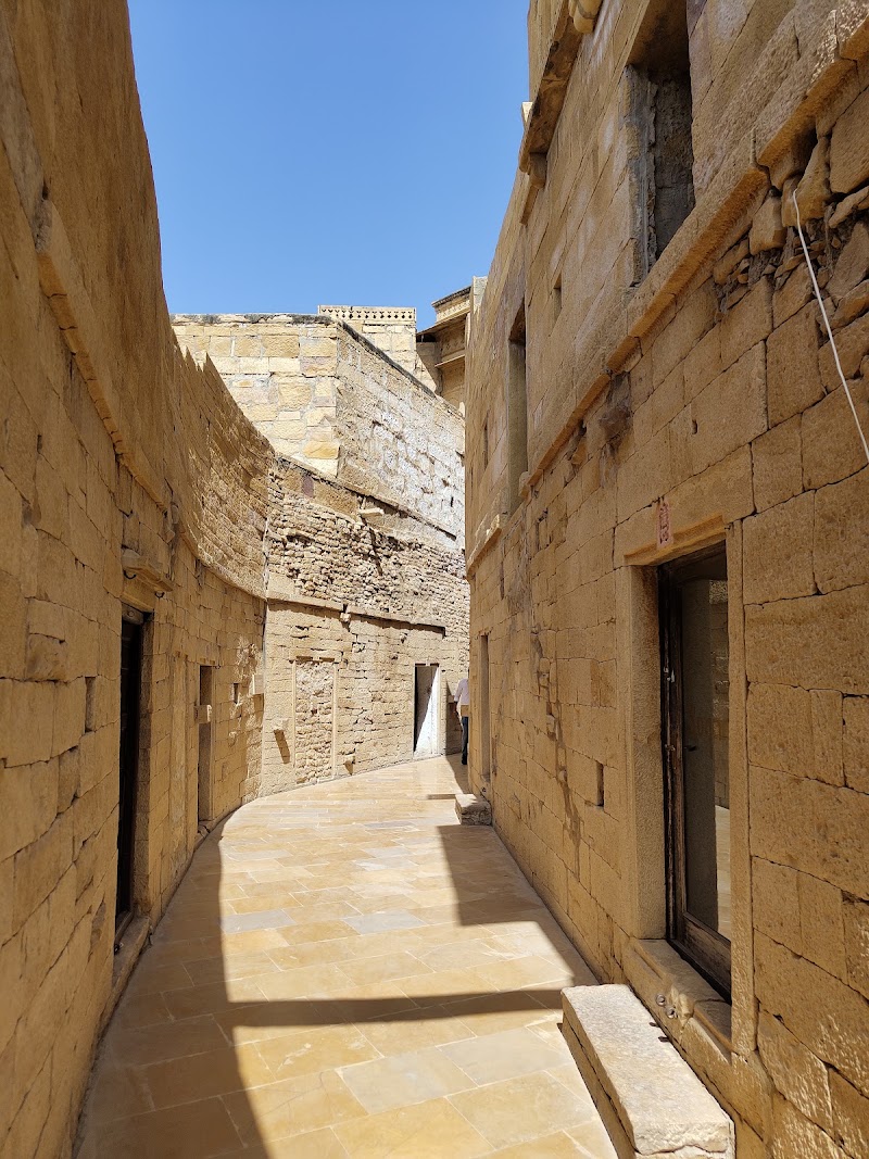 Jaisalmer Fort View Point - Jaisalmer Fort View Point, 275, Dedansar Rd, Anchalvansi Colony, Jaisalmer, Kishan Ghat, Rajasthan 345001, India