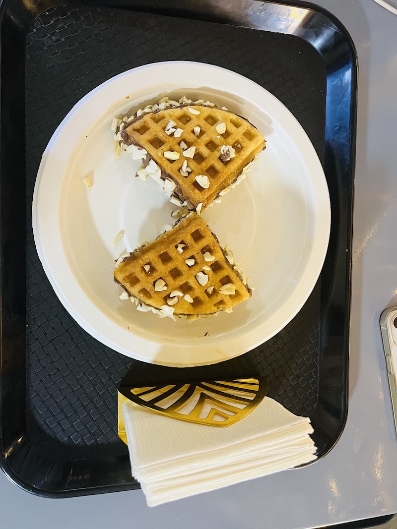 Cafe Honeyman - Cafe Honeyman Ground Floor, Jmd suburbio 2, Sector 67, Gurugram, Haryana 122101, India