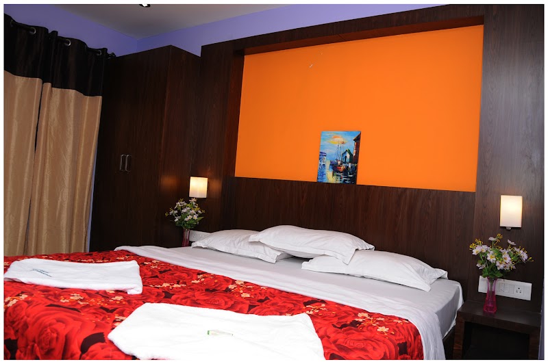 Hotel Luciya International Near Prabha Theatre - Hotel Luciya International Near Prabha Theatre, 1771, URS Complex, Sardar Patel Rd, near Prabha Theater, Devaraja Mohalla, Mandi Mohalla, Mysuru, Karnataka 570001, India
