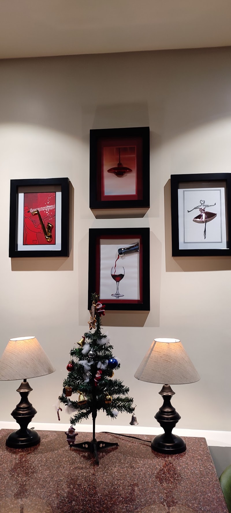Mellowcity Restaurant - Mellowcity Restaurant Sunshine Hotel, Dhimrapur Rd, opposite Krishna Complex, Madhuban Para, Raigarh, Chhattisgarh 496001, India