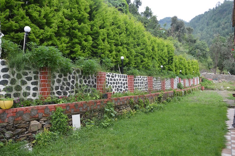 The banoak homestay - The banoak homestay 312, Kandi Seghar Rd, Himachal Pradesh 171007, India
