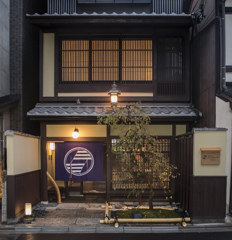 Gion Misen Furumonzen