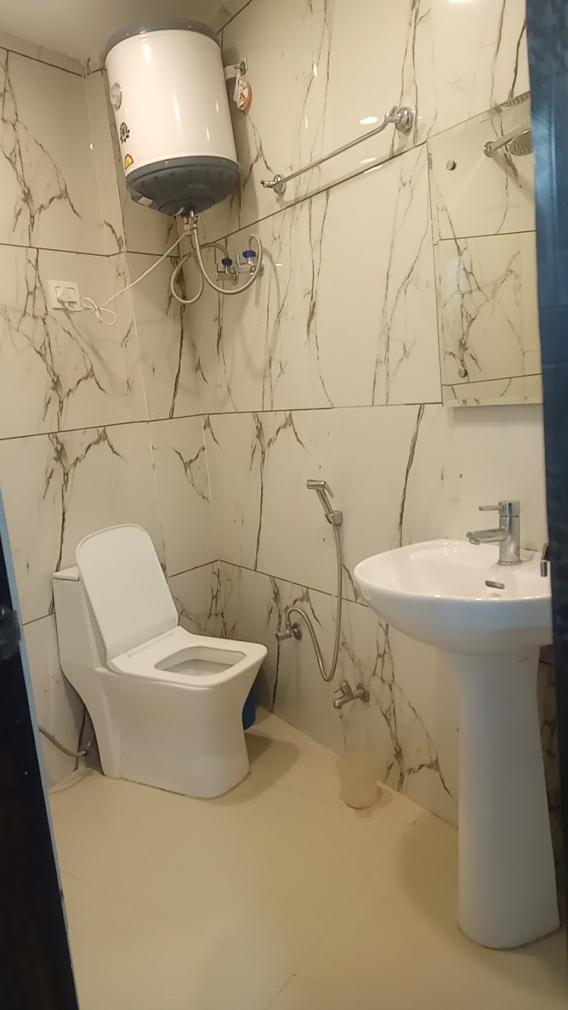 Hotel The Elegance - Hotel The Elegance, opp Railway Station Katra Jammu and Kashmir, Katra, 182301