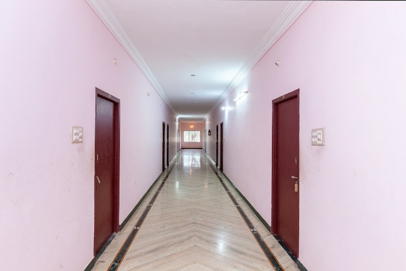 Sri Vigneshwar Residency - Sri Vigneshwar Residency #1/272, Gold Temple Rd, Ariyur, Vellore, Tamil Nadu 632055, India
