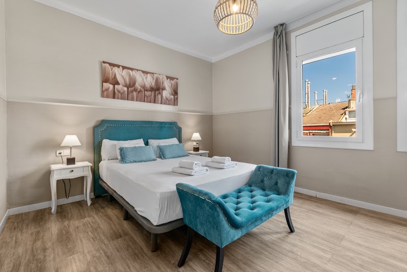 SUITE HOME SAGRADA FAMILIA - SUITE HOME SAGRADA FAMILIA, Av. de Gaudí, 28, Eixample, 08025 Barcelona, Spain