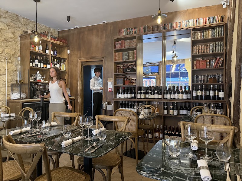 Bistro des Livres - Bistro des Livres 44 Rue Galande, 75005 Paris, France