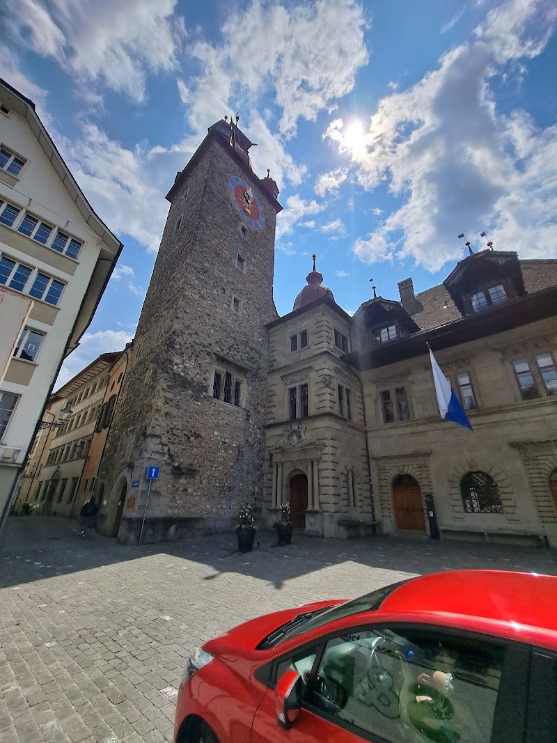 Meeting point Lucerne - Meeting point Lucerne Schwanenpl. 7, 6004 Luzern, Switzerland