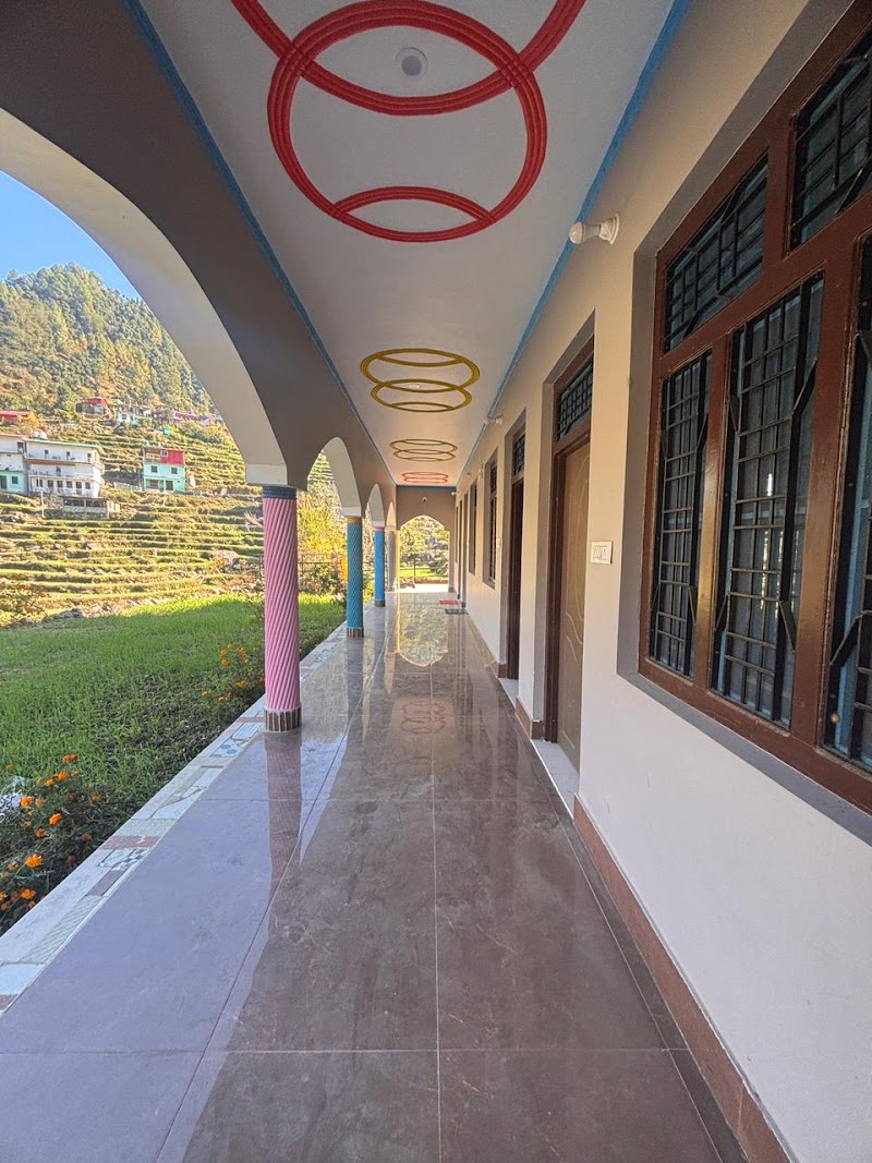 Yash Homestay (Huddu)