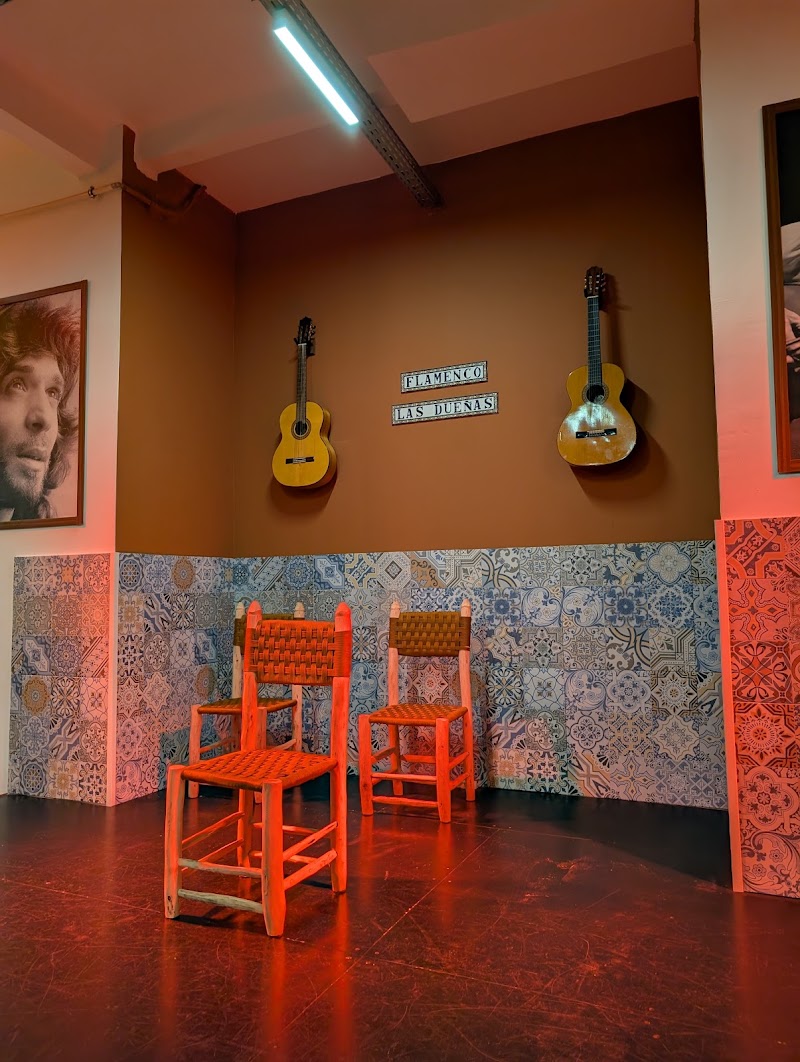 Flamenco Las Dueñas - Flamenco Las Dueñas C. Dueñas, 10, Casco Antiguo, 41003 Sevilla, Spain