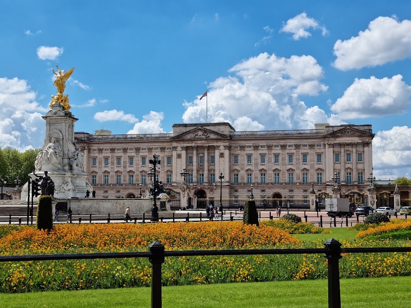 Buckingham Palace - Buckingham Palace London SW1A 1AA, UK