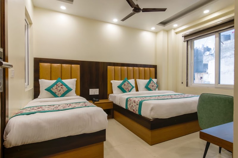 Hotel Royal Rosette - Hotel Royal Rosette 5225, Shora Kothi, Basant Rd, Sidarth Basti, Aram Bagh, Paharganj, New Delhi, Delhi, 110055, India