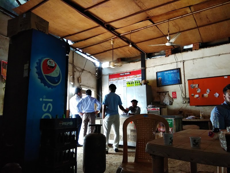 FAUJI DHABA - FAUJI DHABA, Saraswati Kunj, Parsvnath Exotica, Sector 53, Gurugram, Haryana 122011, India