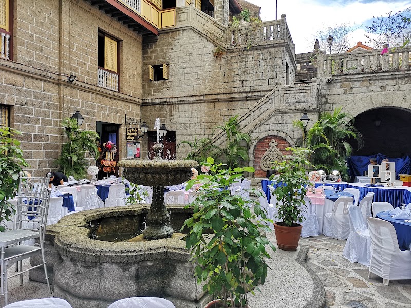 Casa Manila Patio - Casa Manila Patio, HXQG+Q4M, Real St, Intramuros, Manila, 1002 Metro Manila, Philippines