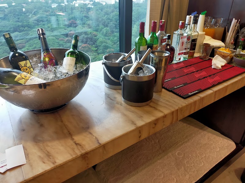 The JW Lounge - The JW Lounge 24, 24/1, Vittal Mallya Rd, KG Halli, Shanthala Nagar, Ashok Nagar, Bengaluru, Karnataka 560001, India
