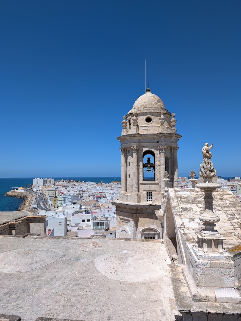 Casa Palacio del Almirante - Casa Palacio del Almirante Pl. San Martín, 4, 11005 Cádiz, Spain