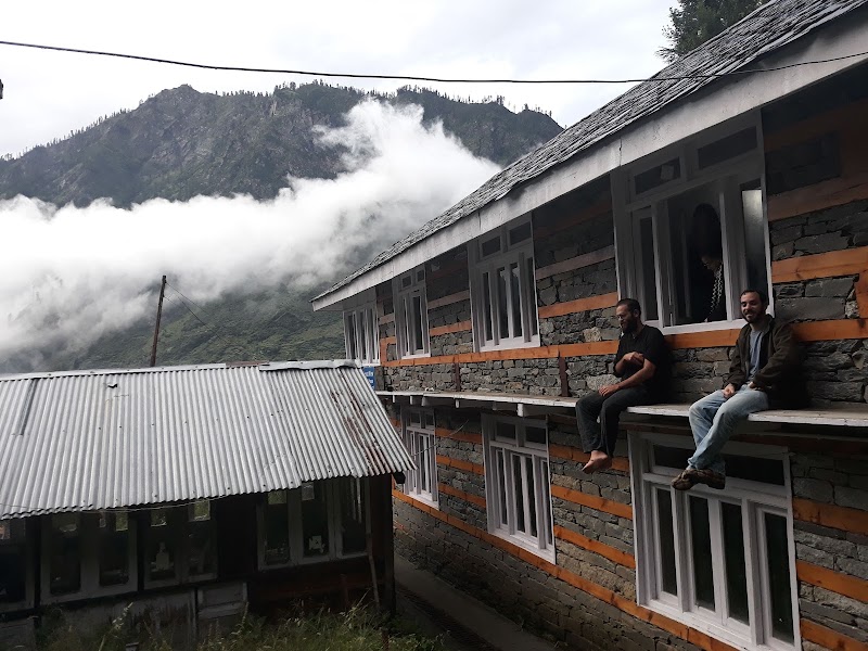Old Forest View Guest House and Restaurant, Pulga - Old Forest View Guest House and Restaurant, Pulga Pulga, Sosan, Himachal Pradesh 175105, India