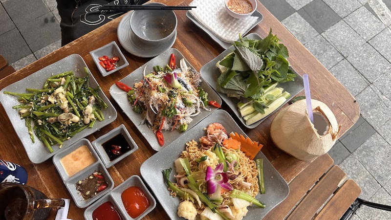 Mai Hương Restaurant - Grand World Phú Quốc - Mai Hương Restaurant - Grand World Phú Quốc TH1-09 GrandWorld, Phú Quốc, An Giang 92512, Vietnam