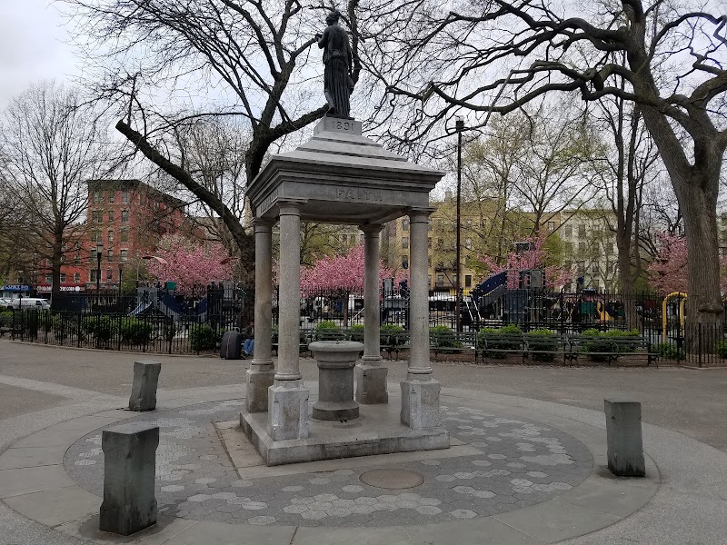 Tompkins Square Park - Tompkins Square Park E 10th St, New York, NY 10009, USA
