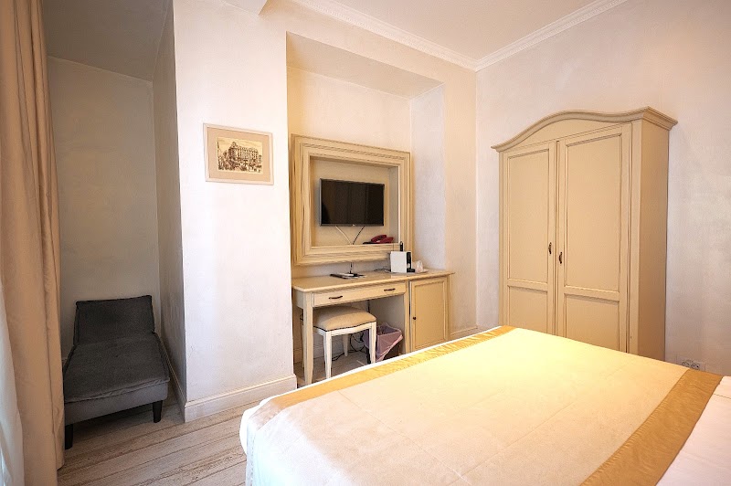 Old Town Boutique Hotel Bucharest - Hotel Centru Vechi București - Old Town Boutique Hotel Bucharest - Hotel Centru Vechi București Strada Șepcari 12-14, 033115 București, Romania